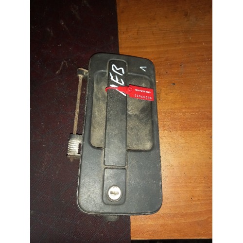 Ручка открывания двери Mercedes Actros-Axor наружняя LH (002)