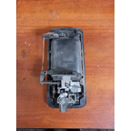 Ручка открывания двери Mercedes Actros-Axor наружняя RH (019)-1