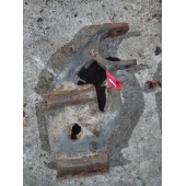 Кронштейн переднего амортизатора Volvo FH 12 нижний RH (597)