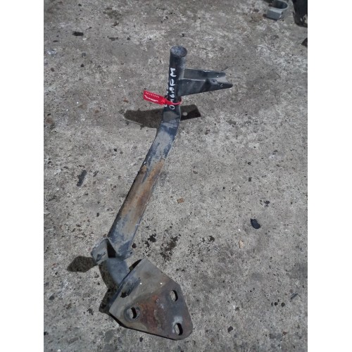 Кронштейн бачка омывателя Volvo FM (605)