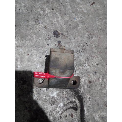 Кронштейн переднего стабилизатора Volvo (613)