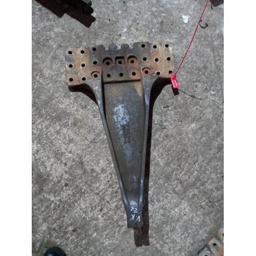 Кронштейн реактивной тяги (бугель) Volvo FH 12 (645)