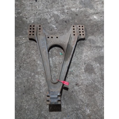 Кронштейн реактивной тяги (бугель) Volvo FH 12 LH (190)-3