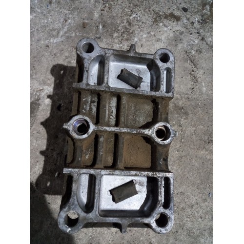 Подушка двигателя задняя Mercedes (530)-2