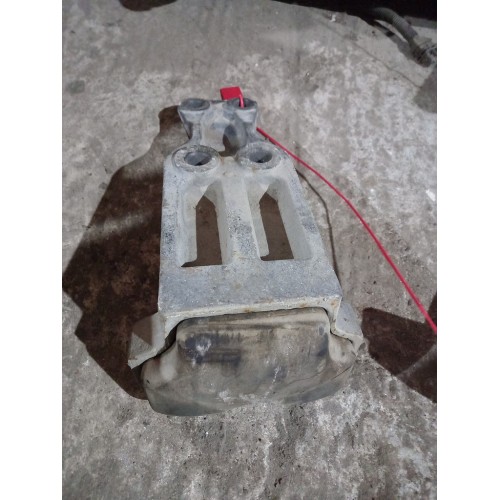 Отбойник заднего моста Mercedes (684)-2