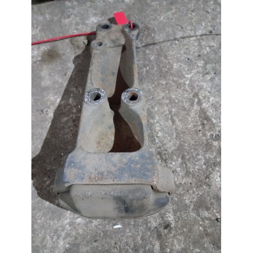 Отбойник заднего моста Mercedes (673)-2