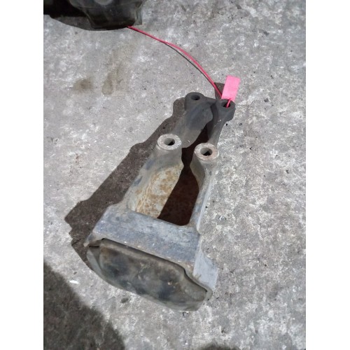 Отбойник заднего моста Mercedes (675)-2