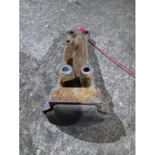 Отбойник заднего моста Mercedes (678)-1