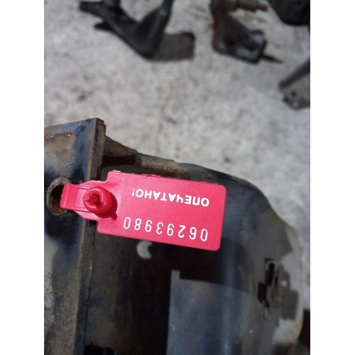 Ответная часть замка кабины Mercedes Actros (980)-2