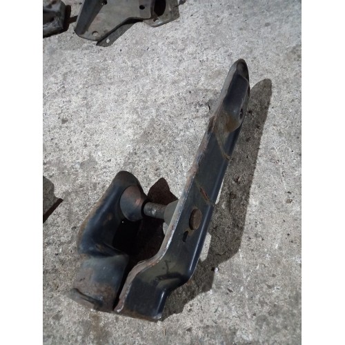 Ответная часть замка кабины Mercedes Actros (962)-2