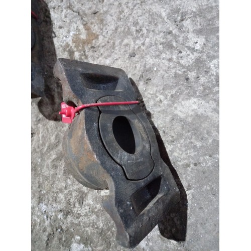 Проставка передних стремянок с отбойником Mercedes (742)-1