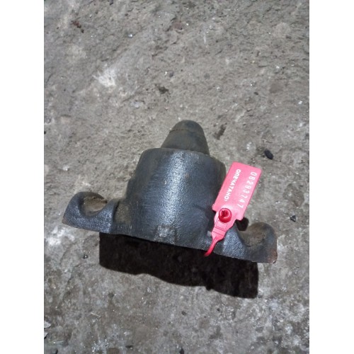 Проставка передних стремянок с отбойником Mercedes (747)