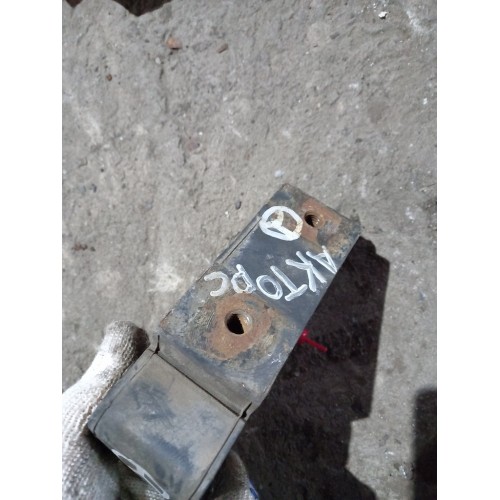 Подушка радиатора Mercedes Actros (748)-2