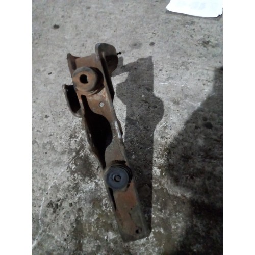 Кронштейн кабины Mercedes Axor RH (922)-1