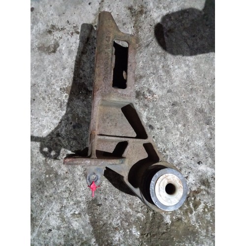 Кронштейн кабины Mercedes Actros LH (923)