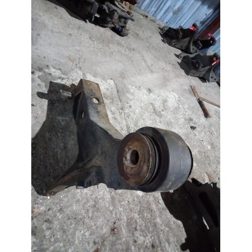 Кронштейн кабины Mercedes Actros RH (924)-3