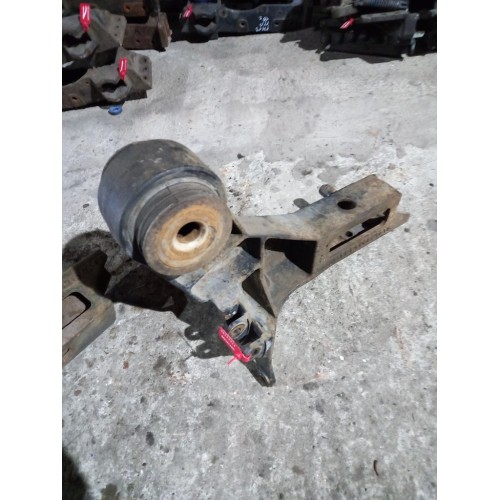 Кронштейн кабины Mercedes Actros RH (924)-4