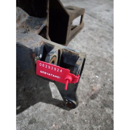 Кронштейн кабины Mercedes Actros RH (924)-1