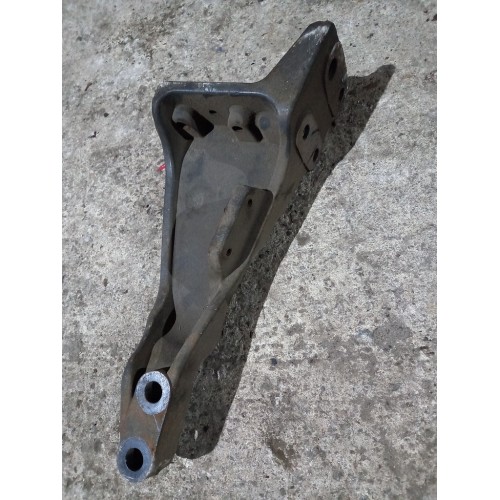 Кронштейн кабины Mercedes Axor LH (914)-3