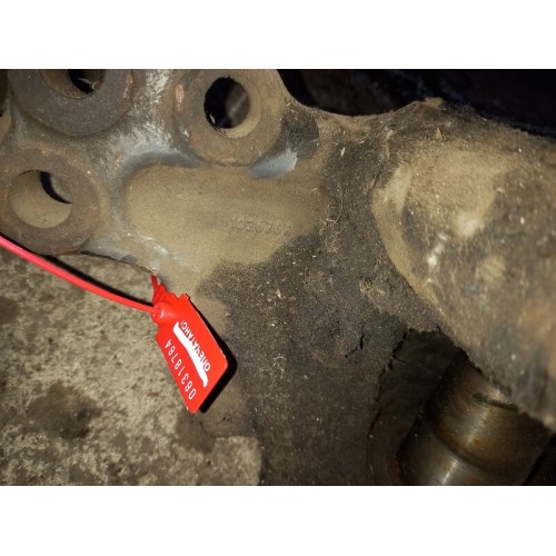 Цапфа (кулак поворотный) d=68 Volvo с сошками LH (764) -1