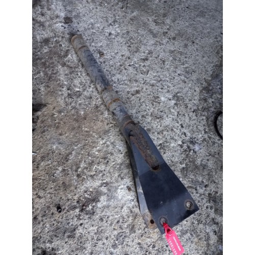 Кронштейн полукрыла (труба) DAF 95 547875 Е2 задний (881)