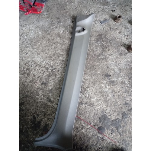 Накладка на стойку лобового стекла DAF 105 460 864727 внутренняя RH (783)