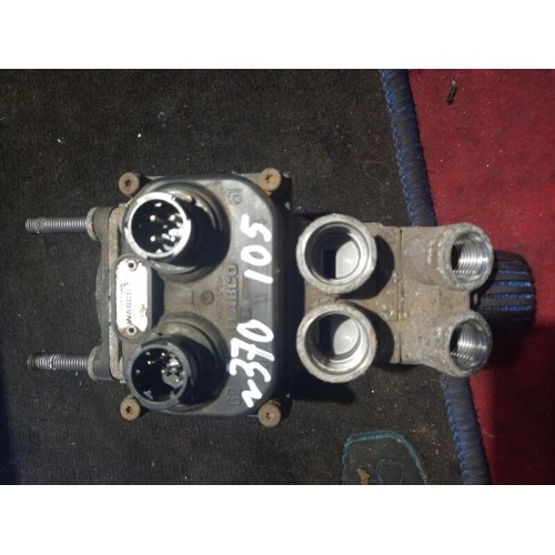 Кран главный тормозной DAF 105 864727 (616)