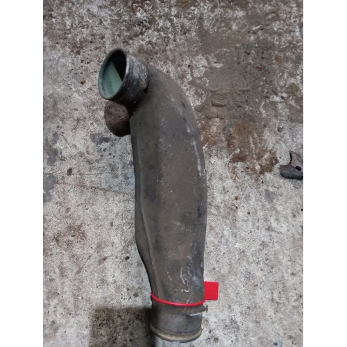 Патрубок охлаждения Mercedes OM 501 (316)-2