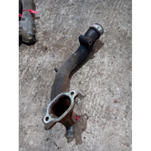 Патрубок охлаждения Mercedes Axor (850)-1