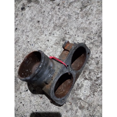 Крышка (корпус) термостата Mercedes Axor (821)-2