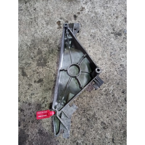 Кронштейн топливного фильтра Scania G400 269358 (256)