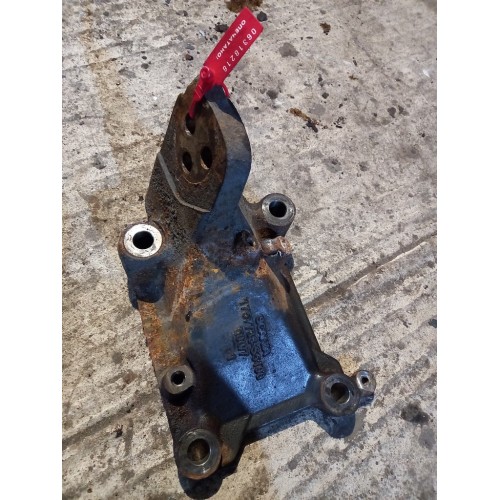 Кронштейн двигателя Scania G400 269358 XPI (218)