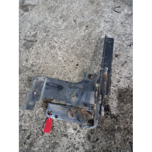 Петля подножки обслуживания Scania P340 633203 LH (237)-1