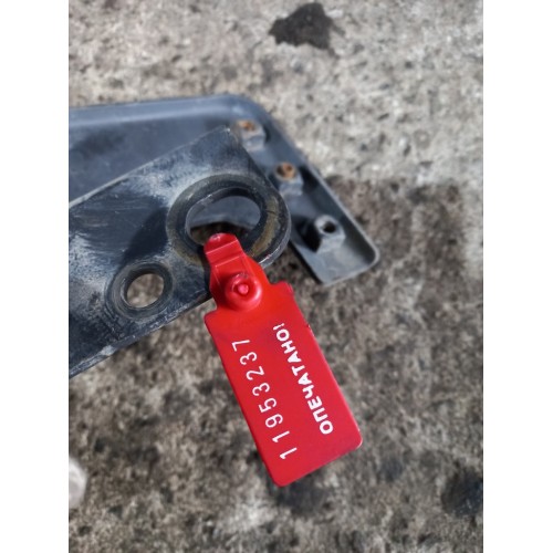 Петля подножки обслуживания Scania P340 633203 LH (237)-3