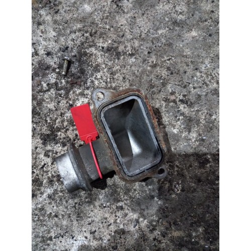 Фланец сапуна Mercedes Axor (200)-1