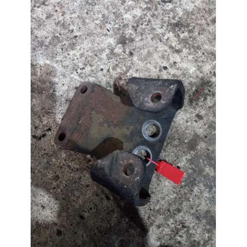 Кронштейн двигателя Mercedes Actros (033)-1