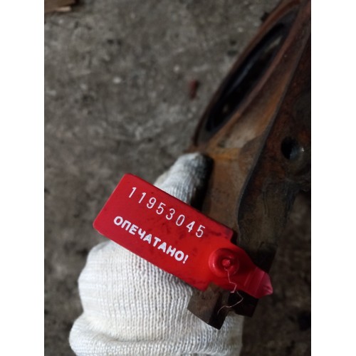 Крышка двигателя лобовая Mercedes Axor (045)-1