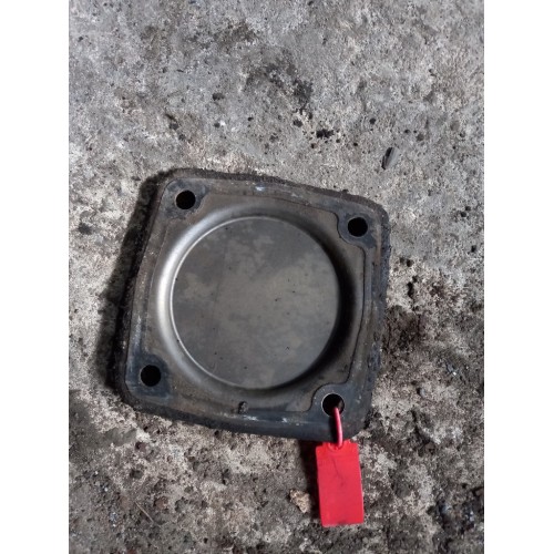 Крышка двигателя Mercedes (076)-2