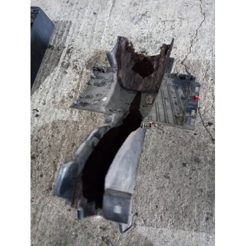 Кожух рулевой колонки Renault Premium 460 007695 DXI (090)-2