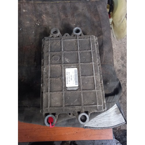 Блок управления двигателем Mercedes Actros Axor (138)