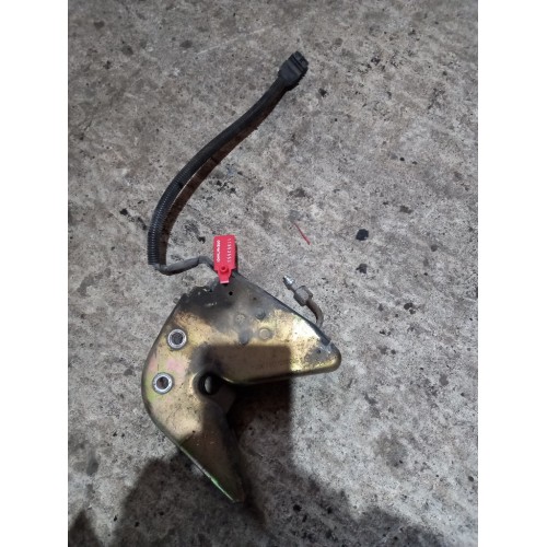 Замок кабины Mercedes Actros с датчиком (553)