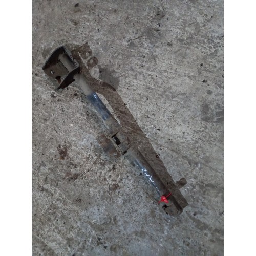 Кронштейн крыла переднего Mercedes Actros MP2 RH (609)-2