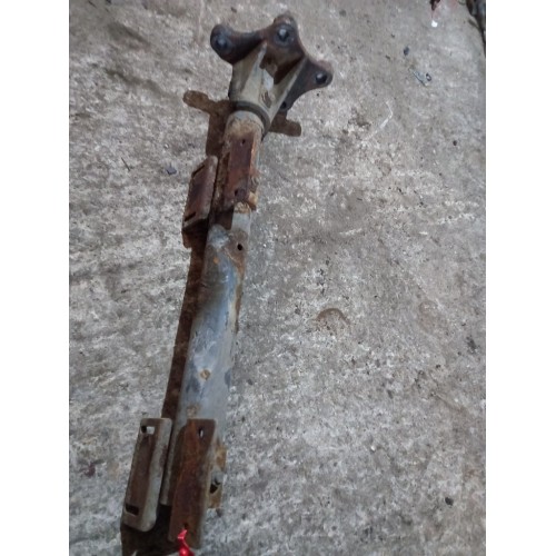 Кронштейн полукрыла (труба) Mercedes задний (634)