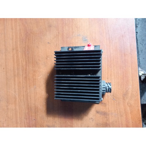 Преобразователь напряжения Mercedes Actros Axor 8А (893)