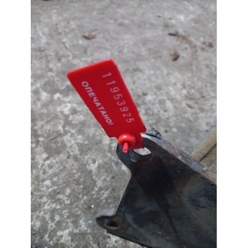 Кронштейн крыла переднего Mercedes передний RH (925)-2