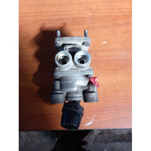 Кран главный тормозной Mercedes Actros Axor (848)