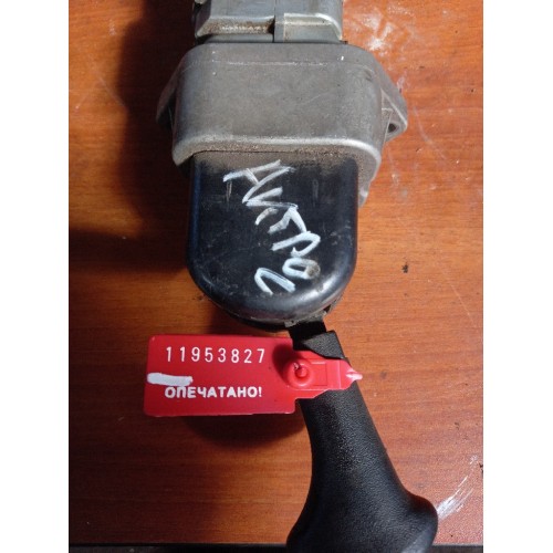 Кран ручного тормоза Mercedes Actros Axor (827)-2