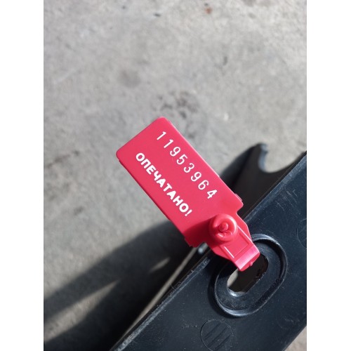 Накладка на торпедо (под разъем OBD) DAF 95/105 (964)-2