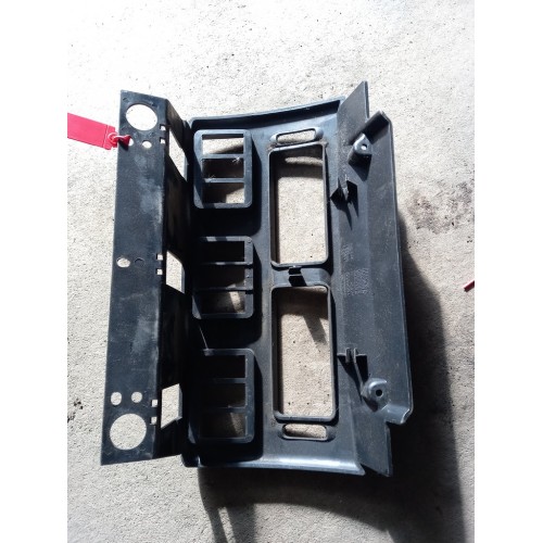 Накладка на торпедо (централ.часть под воздуховоды) DAF 105 (198)-1