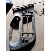 Накладка на торпедо (централ.часть под магнитолу) DAF CF (199)